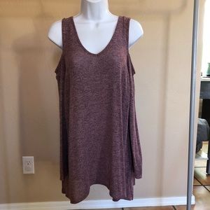 Motherhood nursing peekaboo shoulder long sleeve